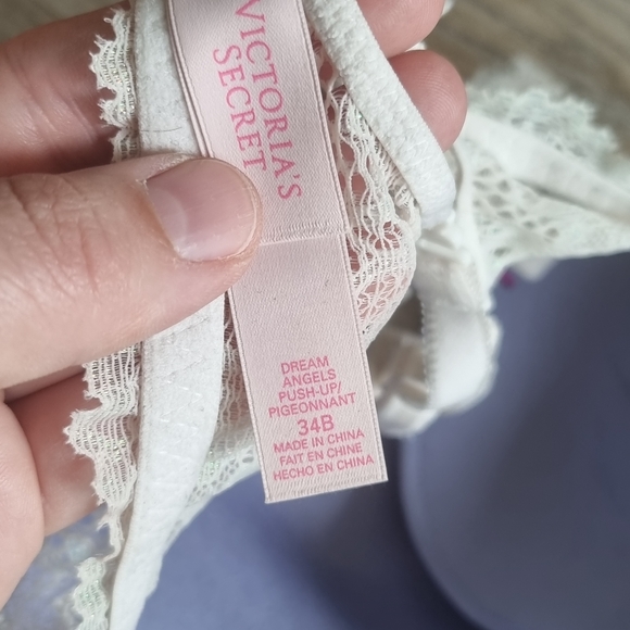 Elegant Lace Trim Purple and White Bra - Picture 2 of 3